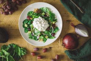 FALL LETTUCES WITH COTTAGE CHEESE, AVOCADO AND GRAPES