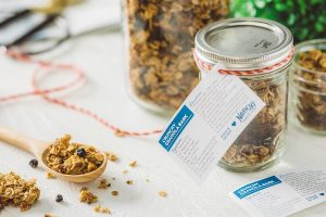 CRUNCHY GRANOLA BARK